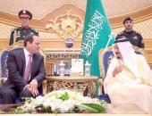 الملك سلمان يهنئ الرئيس السيسى هاتفياً بفوزه فى الانتخابات الرئاسية