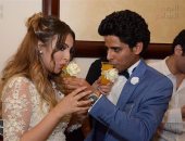 بالصور.. أشرف عبد الباقى أول الحضور فى عقد قران حمدى الميرغنى بمسجد المشير