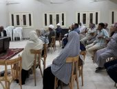 رئيس مركز الخارجة تعقد لقاءا جماهيريا مع أهالى قرى "الشركة 55" لحل مشكلاتهم