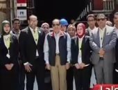 الرئيس السيسى يلتقط صورة تذكارية أمام مشروع أنفاق قناة السويس