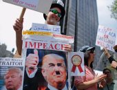 بالصور.. أمريكيون يتظاهرون على الـ 100 يوم الأولى لحكم ترامب
