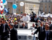 الأسوشيتدبرس: البابا فرانسيس بعث رسالة تحدٍ لداعش خلال زيارته لمصر