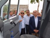 محافظ سوهاج ومدير الأمن يتفقدان أول سيارة مخصصة فى البحث الجنائى