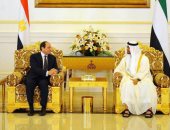 "بن زايد" للسيسى: استقرار مصر استقرار للمنطقة وموقفنا ثابت من دعم القاهرة