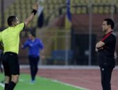 بسبب "البصة".. حسام البدرى يقود الأهلي من المدرجات لأول مرة الليلة