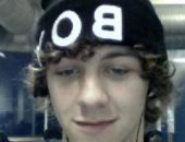 والدة الشاب صاحب قنبلة مترو لندن: موقع يوتيوب "مسموم" ويجب حظره