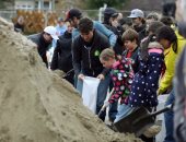 السلطات الكندية تجلى أكثر من 1500 شخص بسبب الفيضانات شرق البلاد