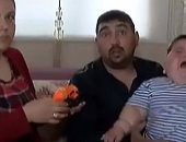 بالفيديو والصور ..حالة نادرة لطفل وزنه 32 كيلو جراما وعمره 18 شهرا