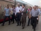 رئيس السكة الحديد يتفقد محطة مصر وكوبرى الليمون لمتابعة حركة القطارات