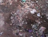 قارئ يشتكى من أكوام قمامة فى قرية "طحانوب" بشبين القناطر