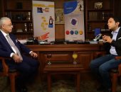 أحمد فايق يحاور وزير التعليم فى برنامج "مصر تستطيع" الخميس