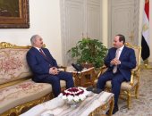 الرئيس السيسي يلتقى المشير حفتر لبحث مستجدات وتطور الأوضاع فى ليبيا