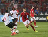 الأهلى "الباهت" يستهل مشوار دور المجموعات بتعادل سلبى أمام زاناكو.. البدرى يواصل اللوغاريتمات بـ"رحيل" بدلاً من معلول.. لاعبو المارد الأحمر يتنافسون فى إهدار الفرص.. وإكرامى والسولية أفضل لاعبى بطل مصر
