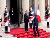 هولاند يُسلم ماكرون رئاسة فرنسا رسميا 