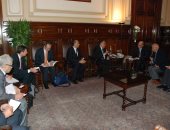 وزير الزراعة يبحث مع ممثلى البنك الدولى دعم مشروعات التنمية الزراعية فى مصر