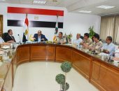 محافظ سوهاج يشكل غرفة عمليات لتلقى بلاغات التعديات على أملاك الدولة