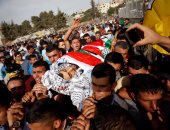 بالصور.. تشييع جثمان شهيد فلسطينى فى الضفة الغربية