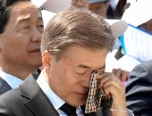 بالصور.. رئيس كوريا الجنوبية يبكى خلال إحياء ذكرى "18 مايو الديمقراطية"