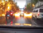 بالفيديو.. "المطر النارى" يضرب شوارع الصين