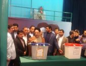 بالفيديو.. إيرانيون يهتفون للزعيم الإصلاحى: "يحيا خاتمى.. نحبك" 