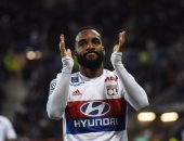 تقارير: أرسنال يحسم صفقة لاكازيت نهاية الأسبوع