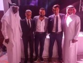 حازم إمام ينشر صورة مع لويس فيجو ومصطفى الأغا وماجد عبد الله فى السعودية 