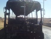 السيطرة على حريق أتوبيس ركاب على طريق شرم الشيخ دون إصابات