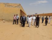  إزالة التعديات على أراضى المزارع السمكية بالسويس 