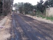 بالصور.. أهالى قرية الضبعية بالإسماعيلية يحلمون برصيف للسكة الحديد