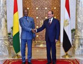 الرئيس الغينى يغادر القاهرة عقب بحث التعاون المشترك مع السيسي