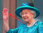 ما هو طلاء الأظافر الذى لم تغيره الملكة إليزابيث من 28 عامًا؟ 
