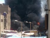 الدفع بـ 12 سيارة إطفاء لمحاولة إخماد حريق هائل بالبدرشين 