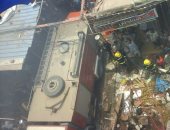 بالفيديو والصور.. 12 سيارة إطفاء تحاول السيطرة على حريق سوق ملابس فى إمبابة