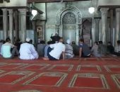 بالفيديو.. قرأن وصلاة ودعاء مظاهر أول أيام رمضان بالأزهر