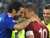 بوفون مودعا توتى: كنا نتقابل كمتنافسين.. ولكننا فرحنا وبكينا معا