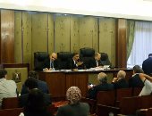 "صناعات البرلمان" تعترض على فترة العقد غير محدد المدة بقانون العمل الجديد