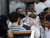 قاضى "فض رابعة" يسمح لنجل الرئيس المعزول بمقابلة شقيقه ونجله وزوجته فى حرم المنصة