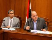 وكيل البرلمان يرأس اجتماع لجنة الطاقة بعد مغادرة النائب طلعت السويدى