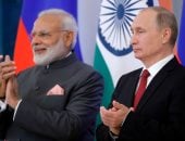 بالصور.. بوتين يلتقى رئيس وزراء الهند على هامش منتدى بطرسبرج الاقتصادى