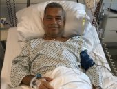 نيشان لمصطفى الأغا بعد إجرائه جراحة: سلامة قلبك أبو كرم الغالى