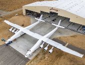 بالصور.. مؤسس مايكروسوفت المشارك يكشف عن أكبر طائرة فى العالم
