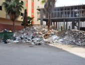 بالفيديو والصور .. أهالى الإسماعيلية يشكون تكدس القمامة وتحولها لبؤر للأمراض