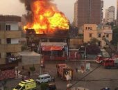 5 سيارات إطفاء تسيطر على حريق مطعم الإسماعيلية