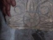 الآثار تشكل لجنة للتأكد من أثرية القطعة الحجرية المكتشفة بمسجد أحمد بن طولون