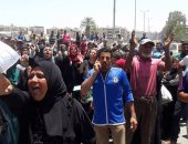 بالصور.. أهالى "عزبة أبو عوف" ببورسعيد يطالبون بوحدات سكنية