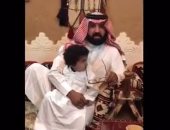 شاهد.. سعودى يُغير اسم ابنه من تميم إلى سلمان تأييدا لقطع العلاقات مع قطر