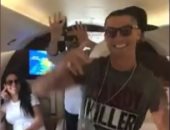 بالفيديو.. رونالدو يبدأ العطلة الصيفية برقصة غريبة