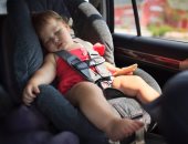 تقنية جديدة تساعد الآباء فى حماية أطفالهم من المقاعد الخلفية بالسيارة