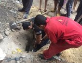 بالفيديو والصور.. تسريب غاز فى الخصوص والعمال ينقذون المنطقة من قبل وقوع كارثة