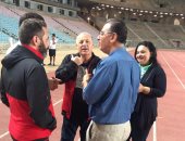 السفير المصرى فى المران الأخير للمنتخب قبل مباراة تونس